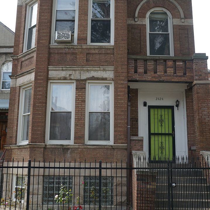 1st image of 2424 S Sawyer Ave APT 1