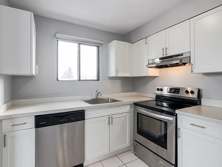 2105 90th Ave SW #1005-A — Photo 5