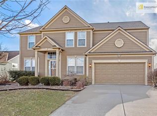 7849 W 158th St, Overland Park, KS 66223