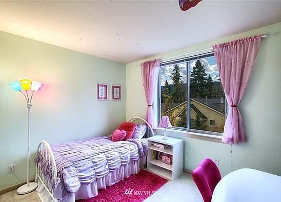 5th image of 2110 NW Boulder Way Dr