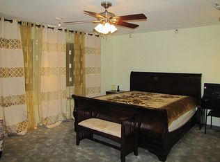 43 Highview Dr, Woodbridge, NJ