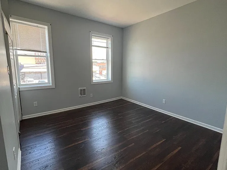 2084 E Allegheny Ave #2 — Photo 14