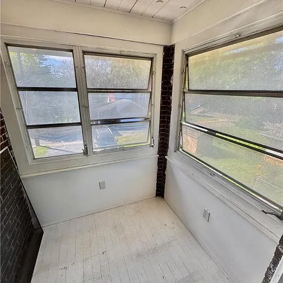 2518 W Tilghman St — Photo 20
