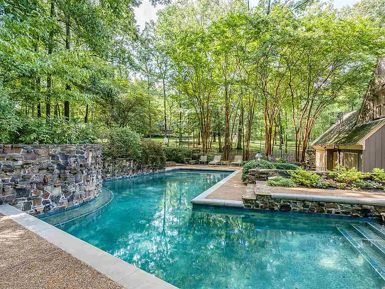 5711 Shady Grove Rd — Photo 22