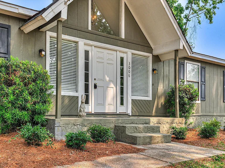 3006 Angela St #A — Photo 4