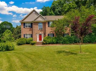 145 Amhill Ct, Clemmons, NC 27012