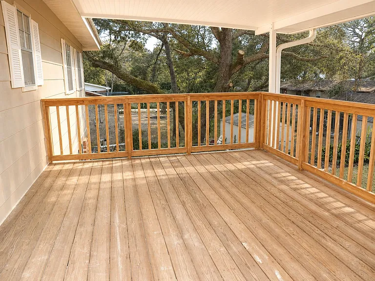 upper level deck