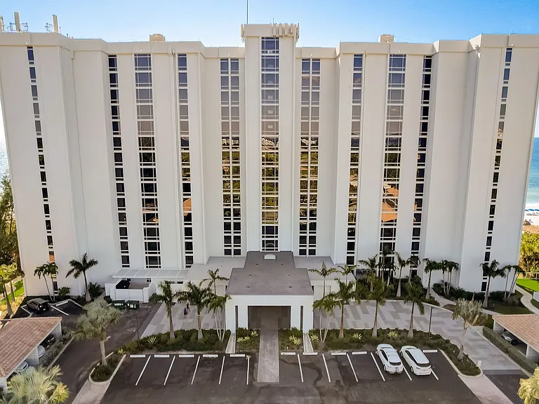 2425 Gulf Of Mexico Dr #14B — Photo 30