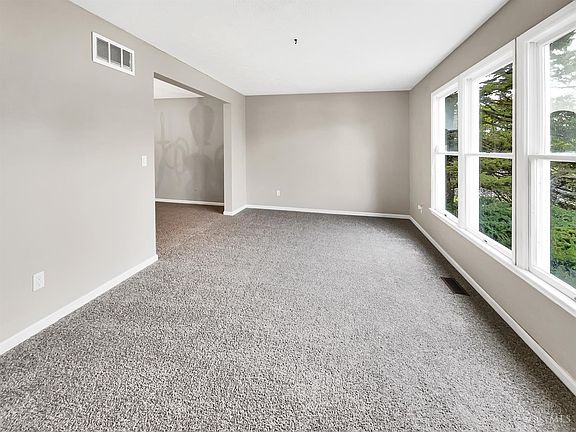 5th image of 8323 Verdant Dr