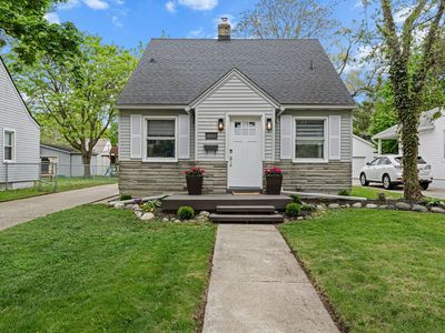2111 Bacon Ave, Berkley, MI, 48072