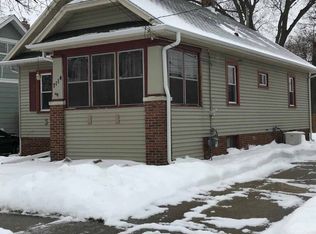 7114 24th Ave, Kenosha, WI 53143