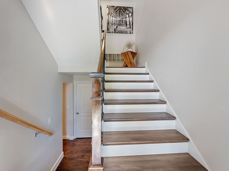 1st image of 3826 W Morgan Blvd