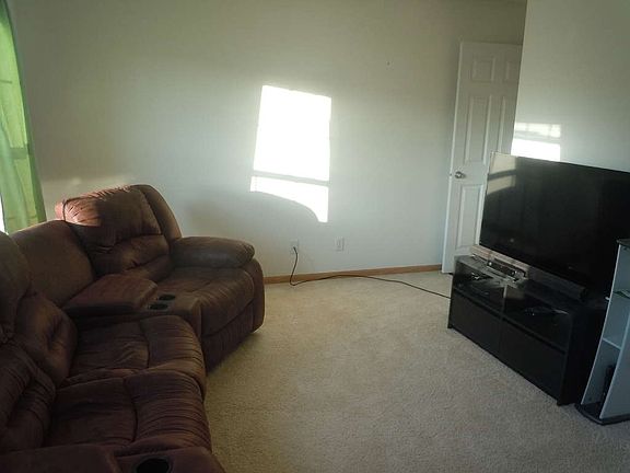 4th image of 6838 139th Ln NW Unit 2