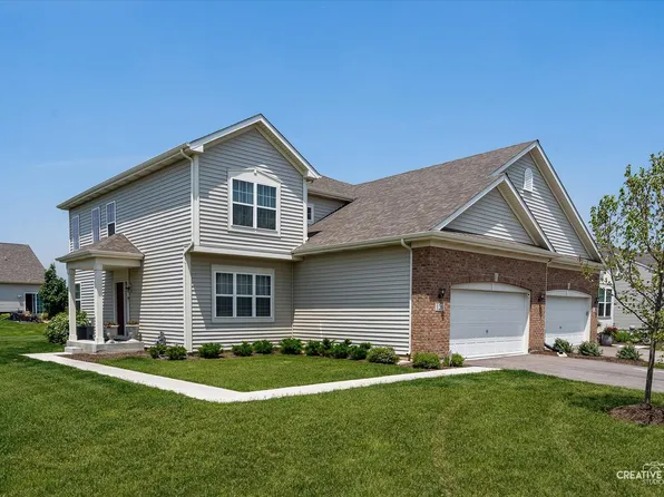 126 Easton Dr, Gilberts, IL 60136