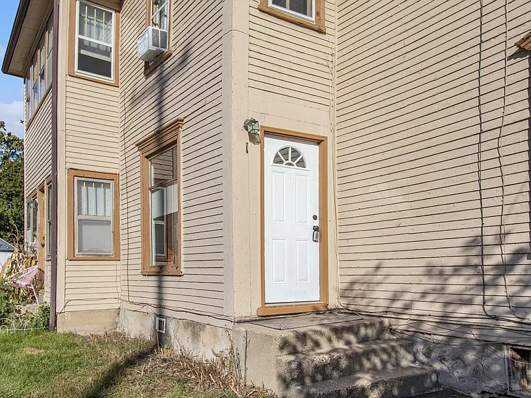1108 S Westnedge Ave #1 — Photo 14