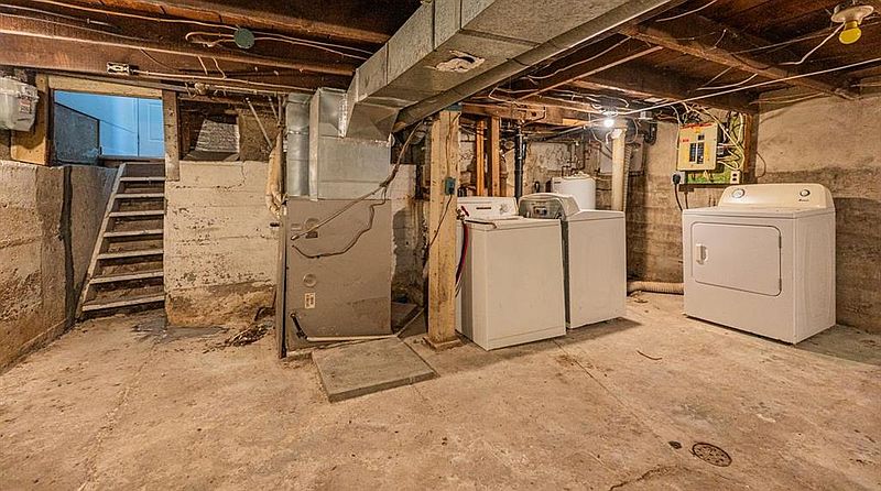 Winnipeg Apartment for rent - 3 Bedrooms — photo 14