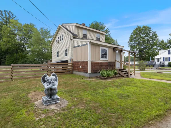 7 Flagg Road, Rochester, NH 03839