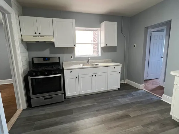 23-49 Broadway image 4 of 10