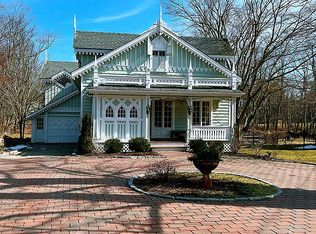 281 Ponus Rdg, New Canaan, CT 06840