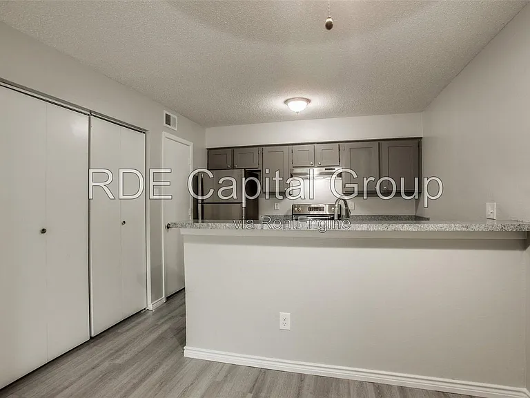 1935 Cranford Dr #104 — Photo 4
