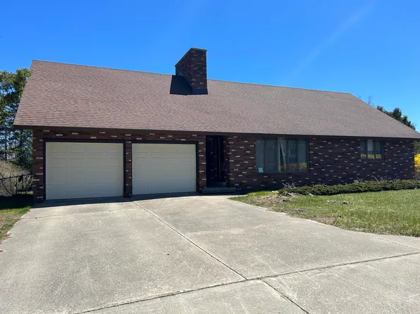 163 Island View Dr, Alpena, MI 49707