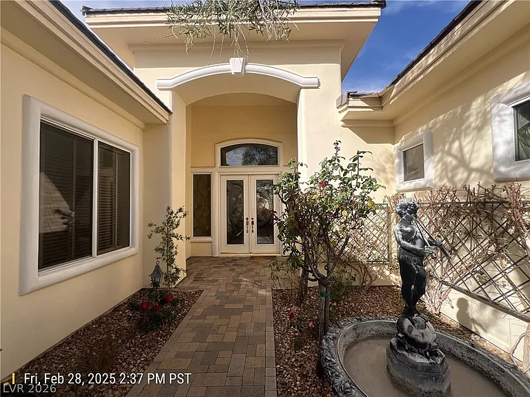 9304 Fontainbleu Dr — Photo 7