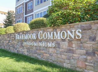 10 Braemoor Woods Rd APT 202, Salem, NH 03079