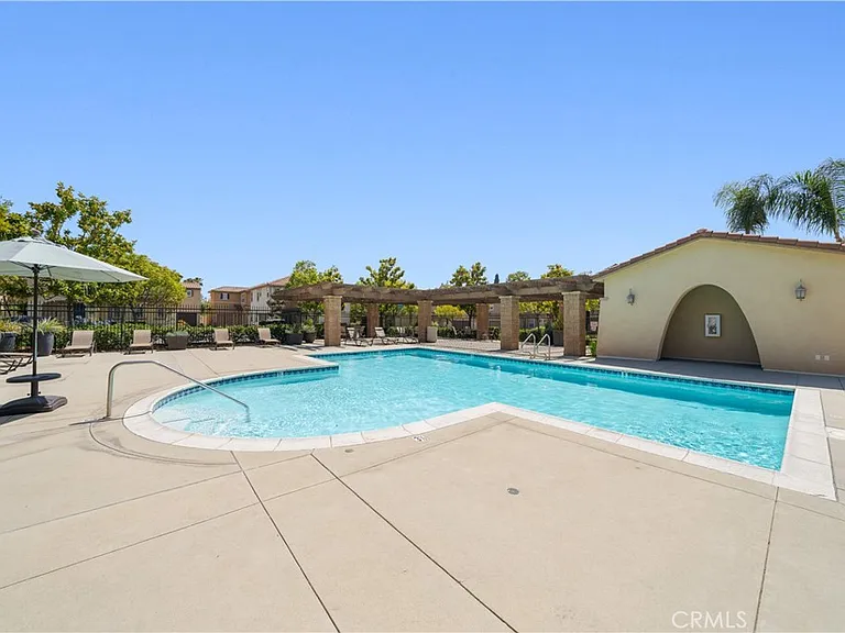 352 Golden Bear Ln — Photo 35