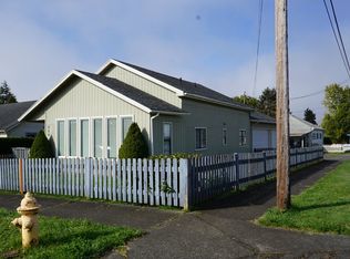 989 N Elliott St, Coquille, OR 97423