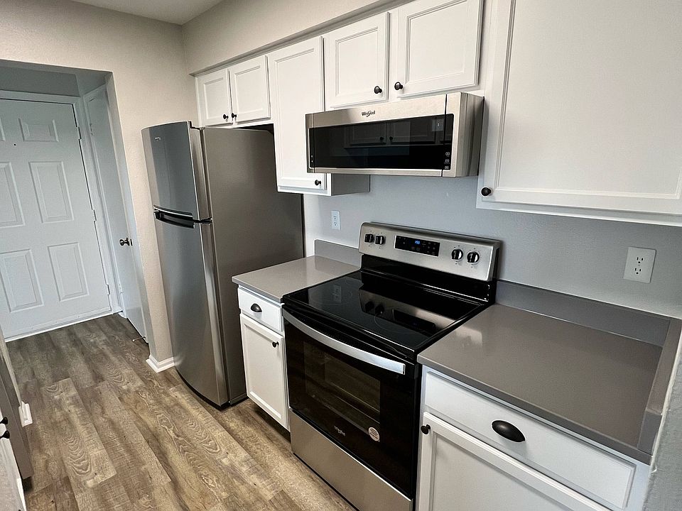 Enjoy stunning upgraded finishes in select apartment homes.
