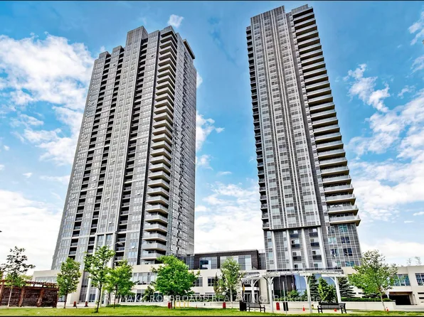 275 Village Green Sq #525, Toronto, ON M1S 0L8