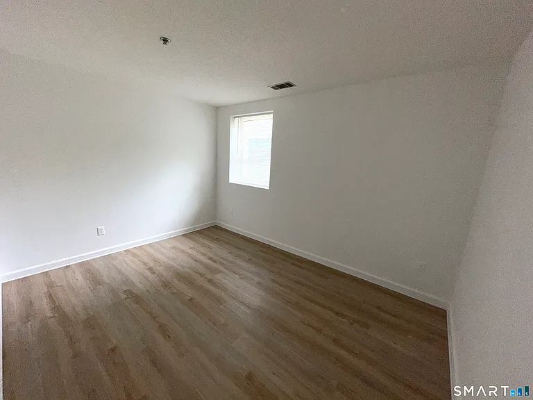 243 Judd Sq #243 — Photo 11