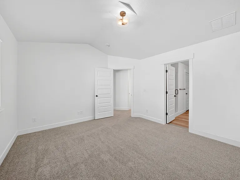 12666 S Bishop Pass Cv — Photo 18