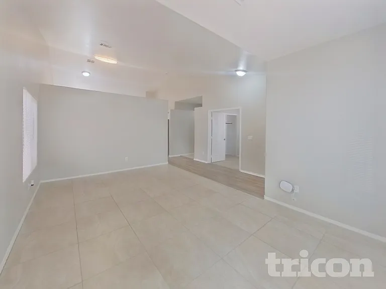 2509 Lake Martin Ct — Photo 3