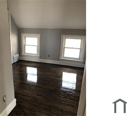 3 bed, $1,800 — Photo 2