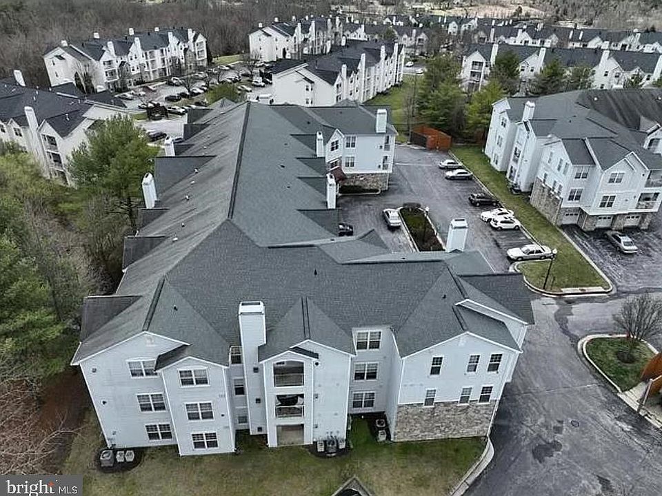 2nd image of 7416 Hindon Cir
