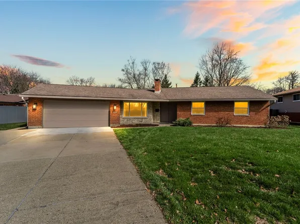 2247 E Whipp Rd, Dayton, OH 45440