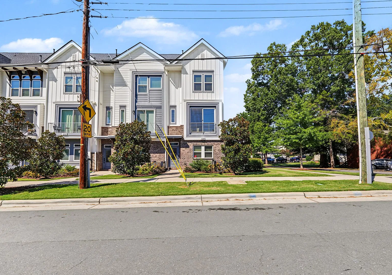 Coming Soon! Modern 4-Story Townhome With Private Rooftop Terrace & 2-Car Garage — Photo 2