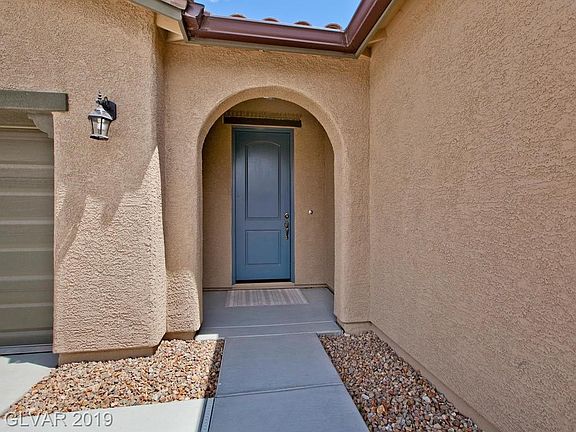 3rd image of 1008 Peaceful Glen Ct