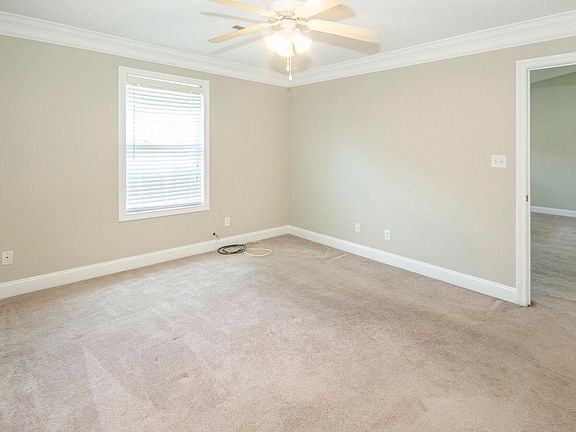 5th image of 742 Greensboro Way