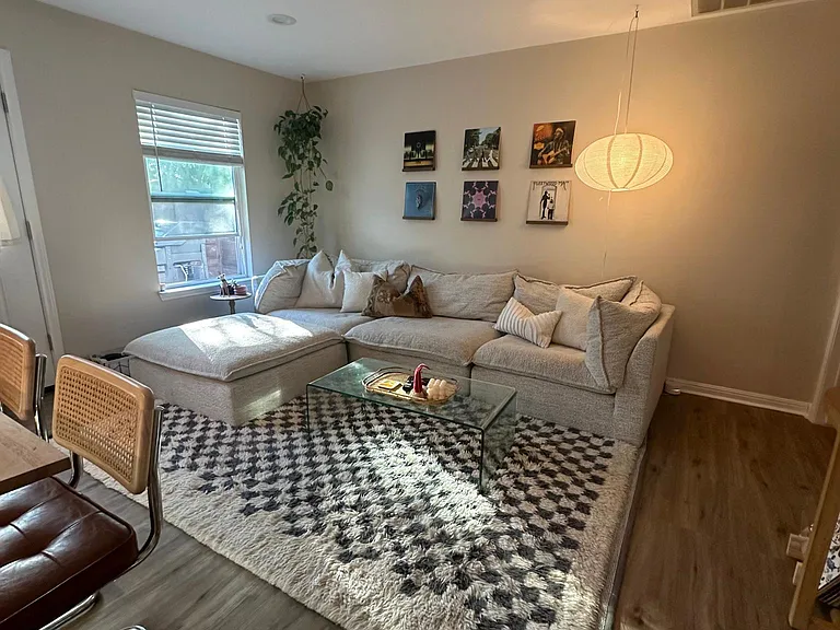1115 Taulbee Ln #B — Photo 8