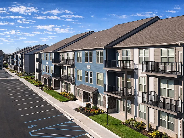Founders Pointe Apartments — Photo 57