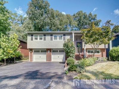 19 Clayton Ct, Woodbridge, NJ, 07095