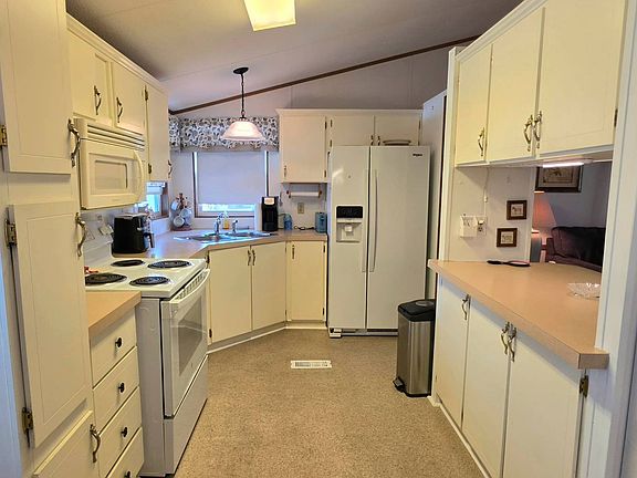 4th image of 6228 Santa Fe Dr