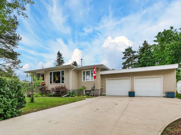 5012 46th St, Gibbons, AB T0A 1N1