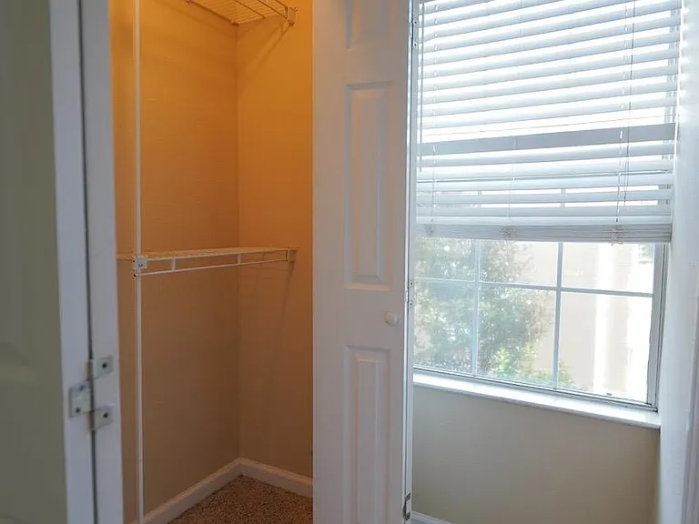 847 W Georgia St #2 — Photo 25