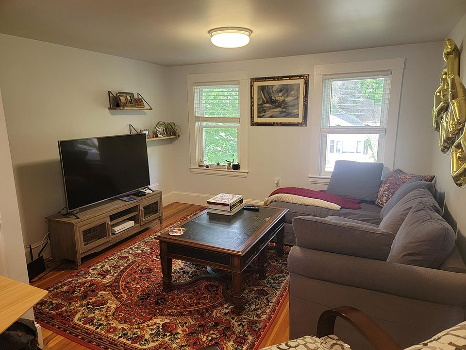 1st image of 181 Winslow Ave Floor 3