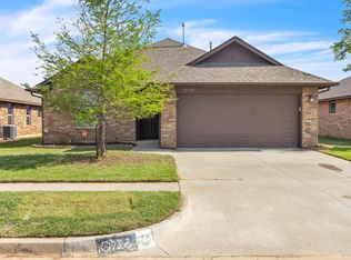 10728 SW 35th St, Yukon, OK 73099