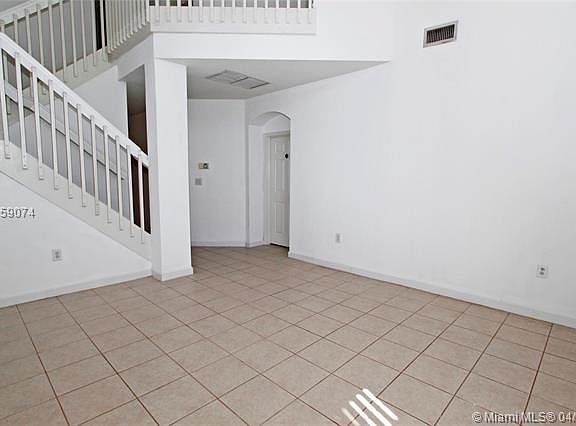 5th image of 7370 NW 111th Ct
