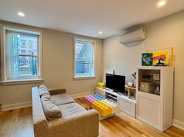 452 Van Buren St #1, Brooklyn, NY 11221